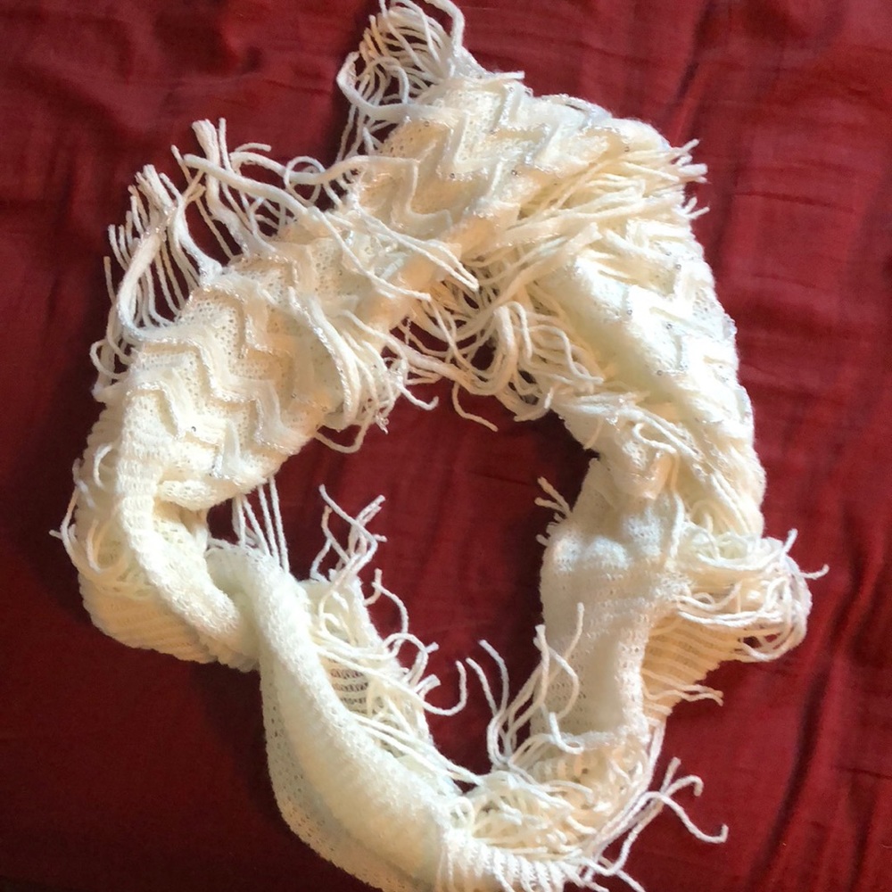 White Infinity scarf